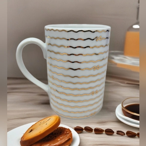 Pottery Barn Other - Pottery Barn Nile Coffee Cup Vintage Wavy Gold Line Over White Replacement Mug
